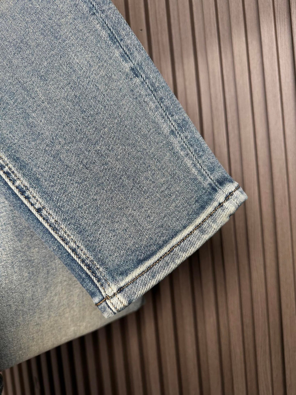 GG Men's best-selling jeans 26020204