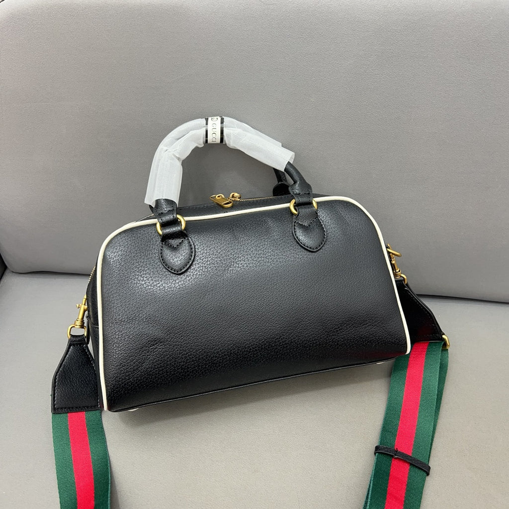 Co-branded mini travel bag, handbag, crossbody bag 1824042104