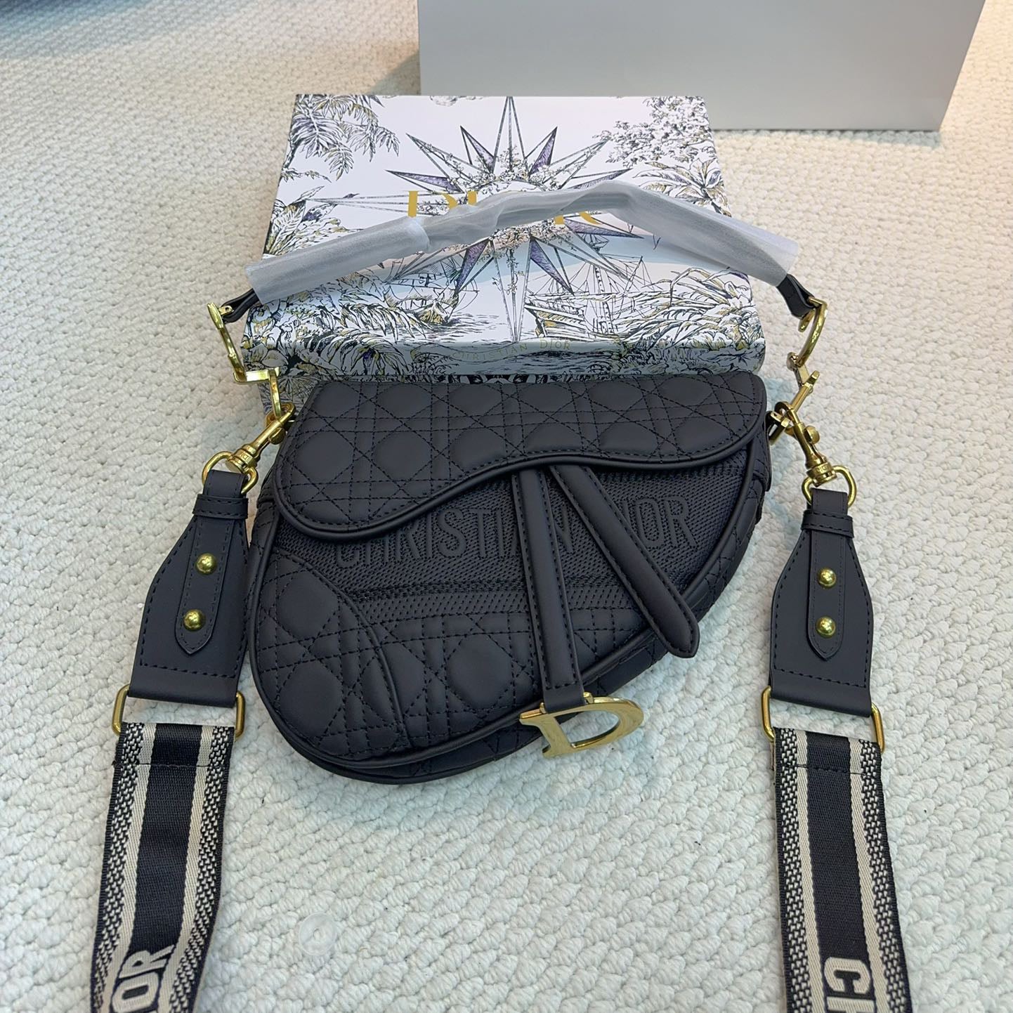D diamond saddle bag 1824040204