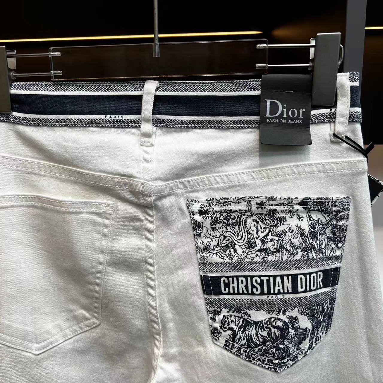 New Arrival Light Luxury Embroidered Men's Jeans Slim-Fit Straight All-Match Stretch Trousers 1024060312