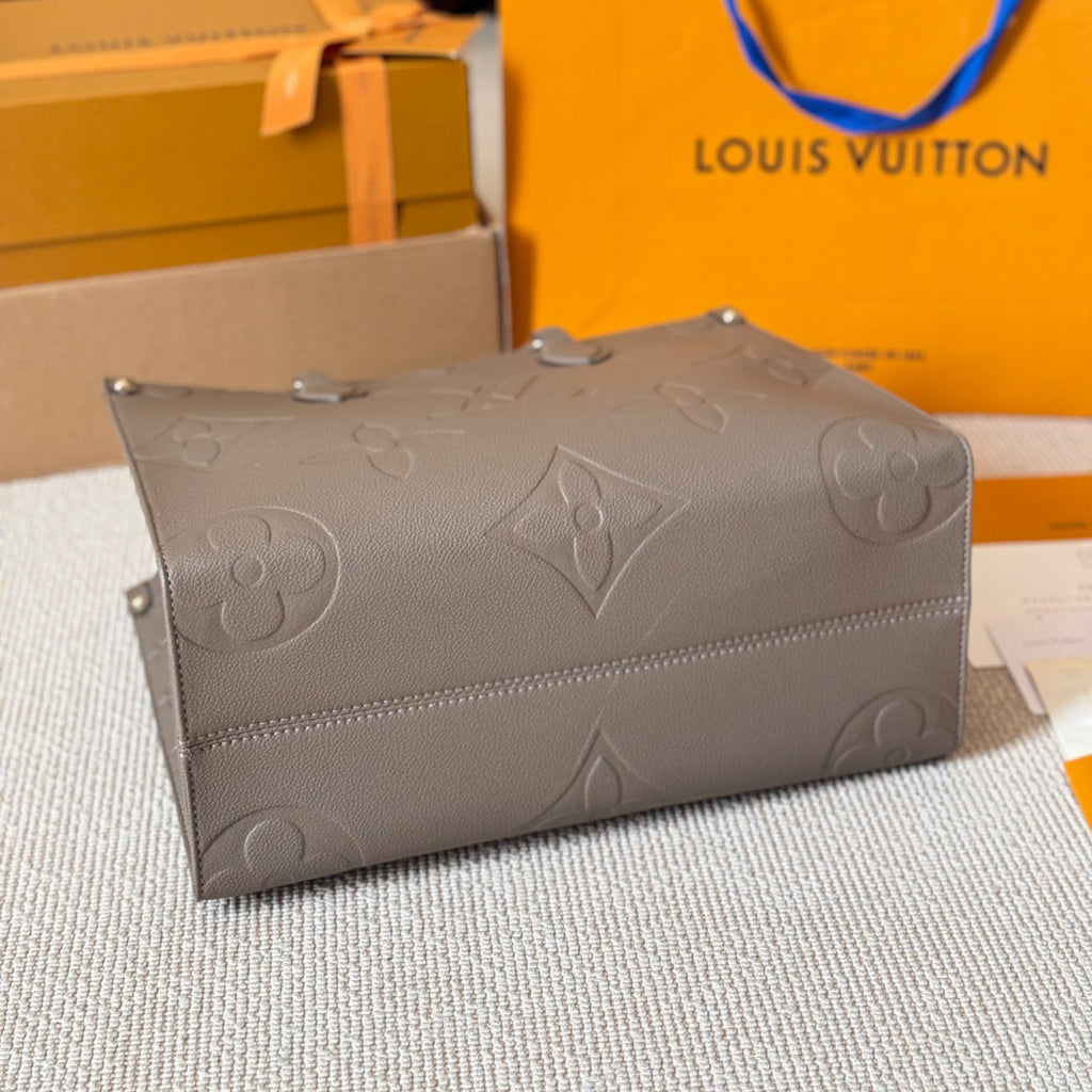 L Leather Handbag On The Go 1825101403