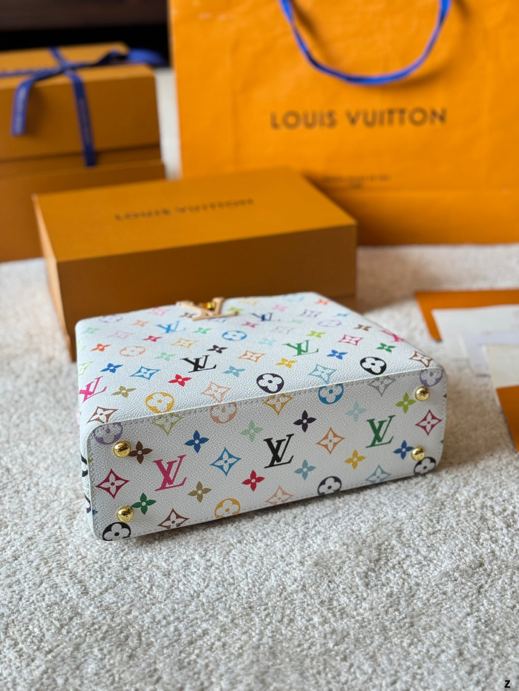 L Capucines handbag 1825040902