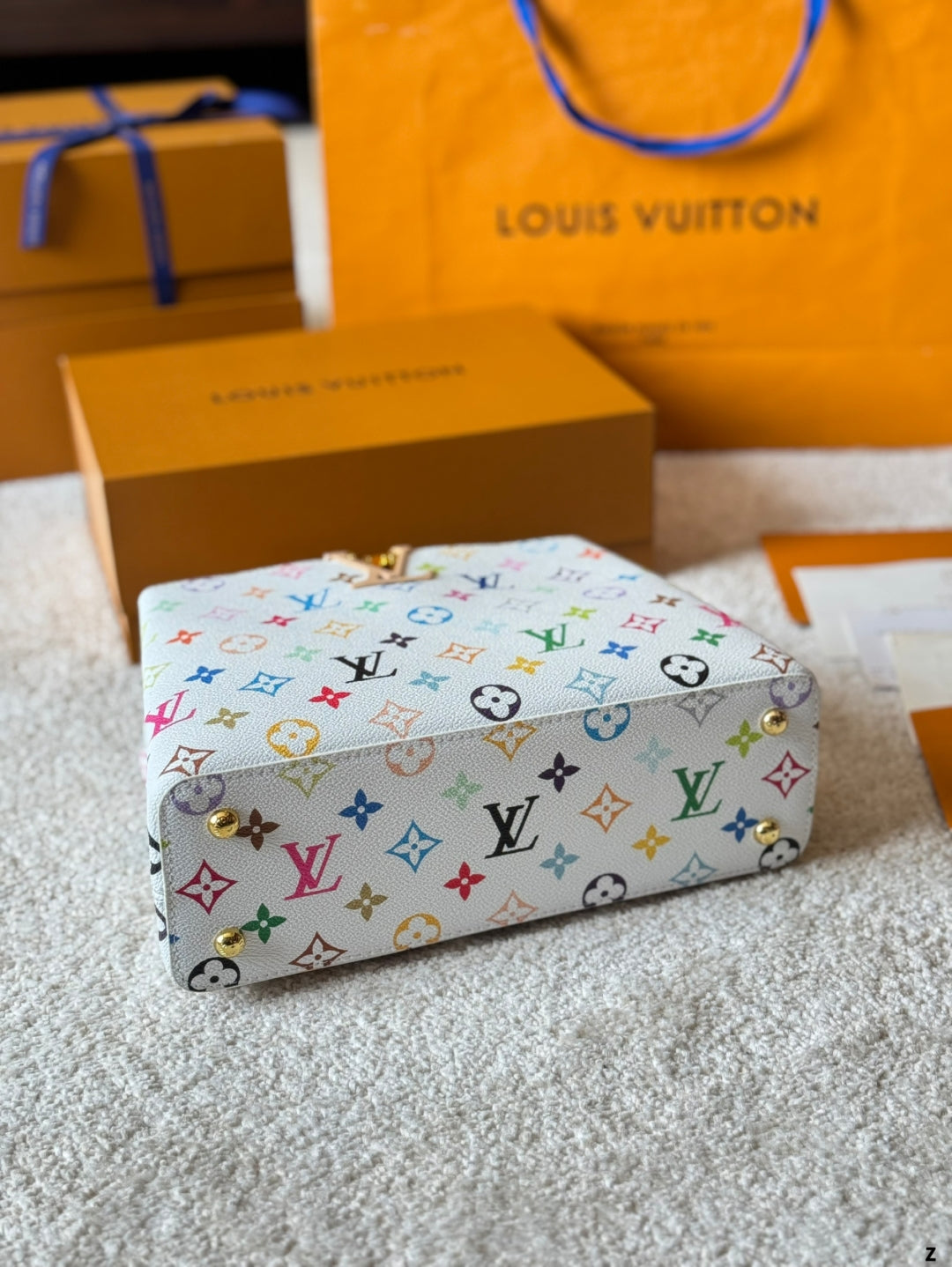 L Capucines handbag 1825040902