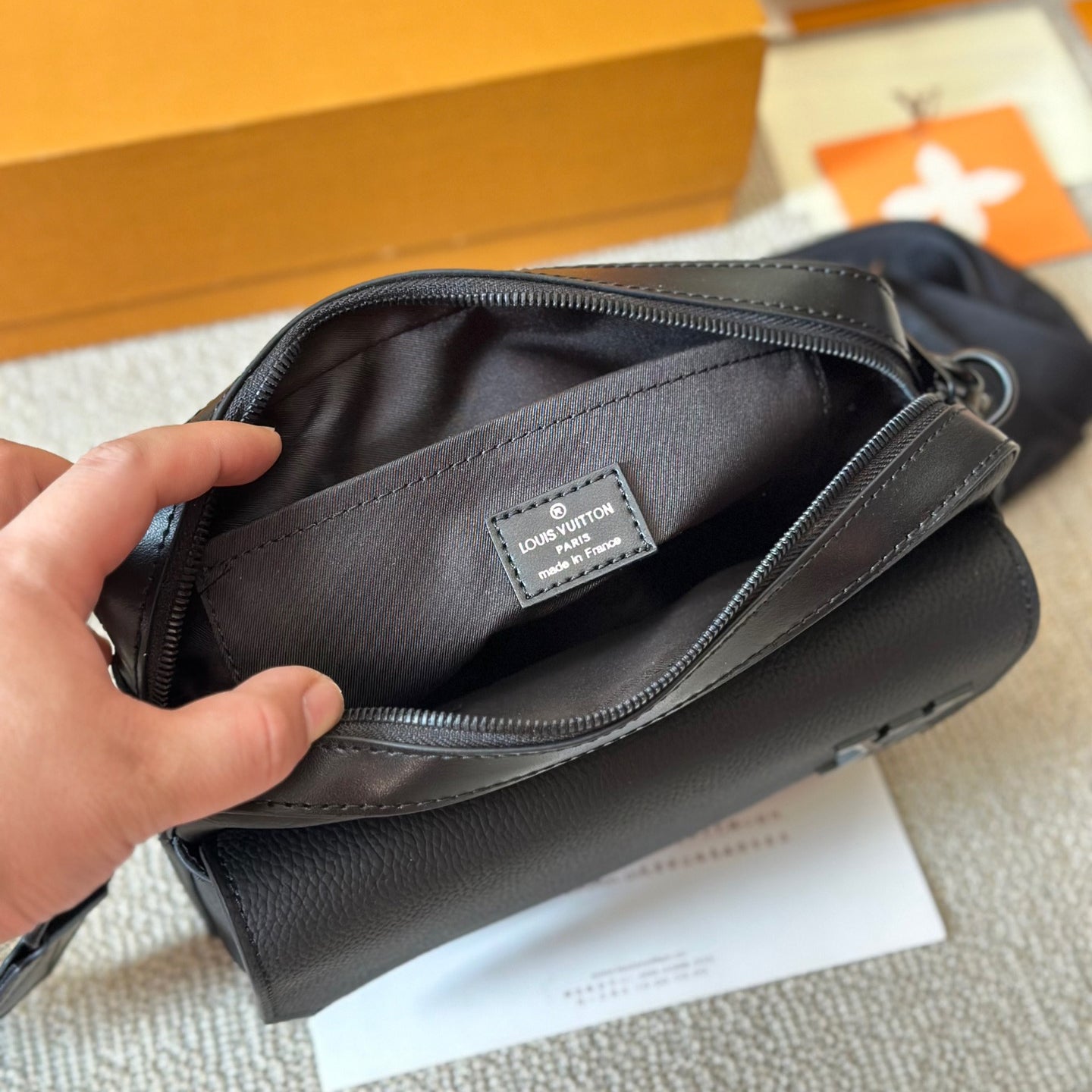 Fashion classic all-match messenger bag XC1023090501
