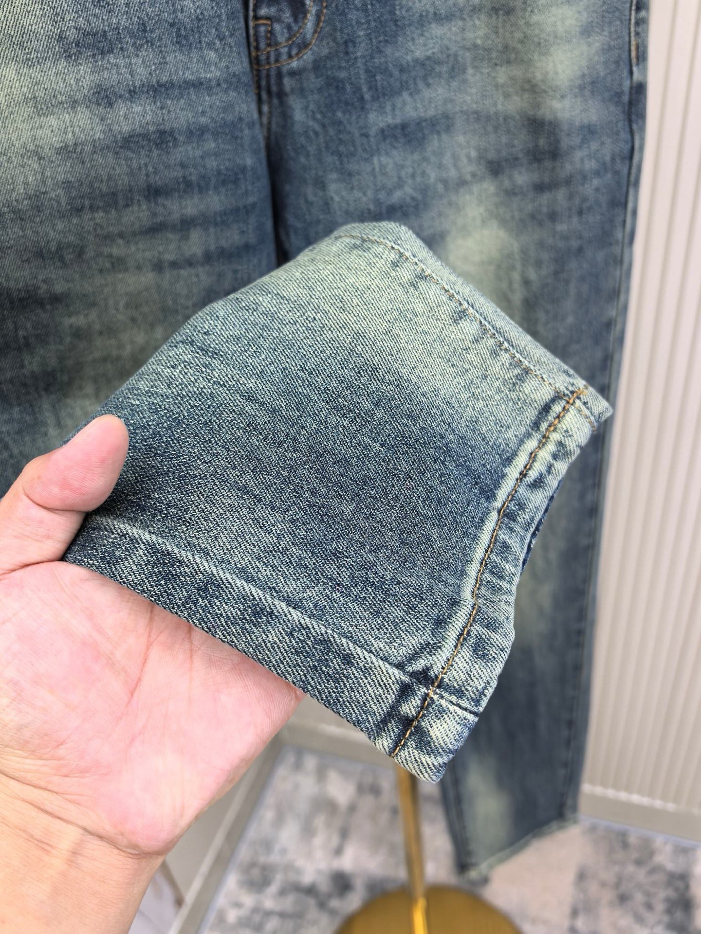 VS Latest new men's jeans 26020406