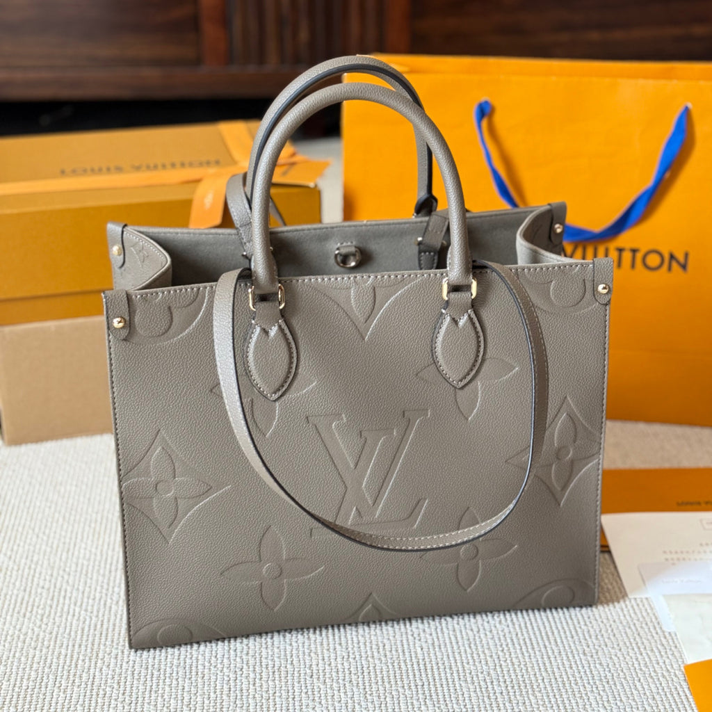 L Leather Handbag On The Go 1825101403