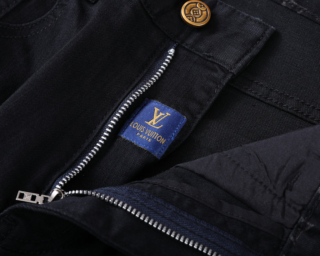 VV New slim-fit straight leg jeans 26031106