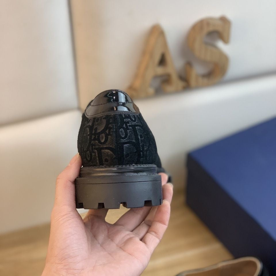 D logo Brook trendy shoes classic letter carved slip-on shoes PD16063003