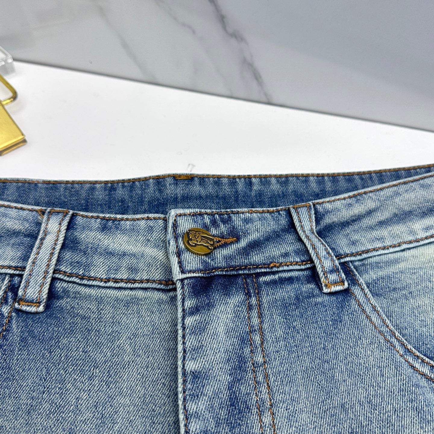 BBR Latest washed denim jeans 26031101