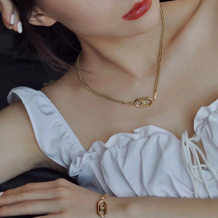 CE sober and stylish necklace 1025012226
