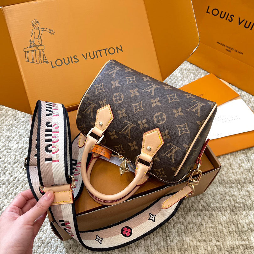 High Quality Wide Strap Pillow Bag