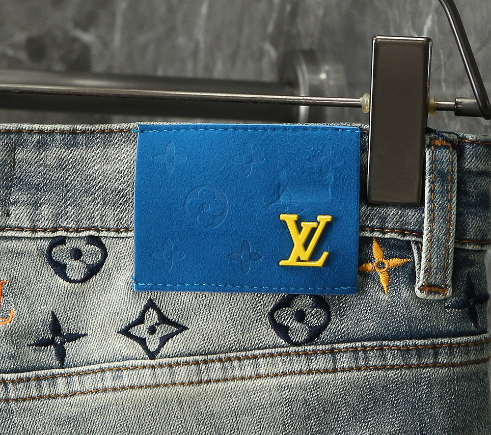 VV New stylish slim-fit straight leg jeans 26031107