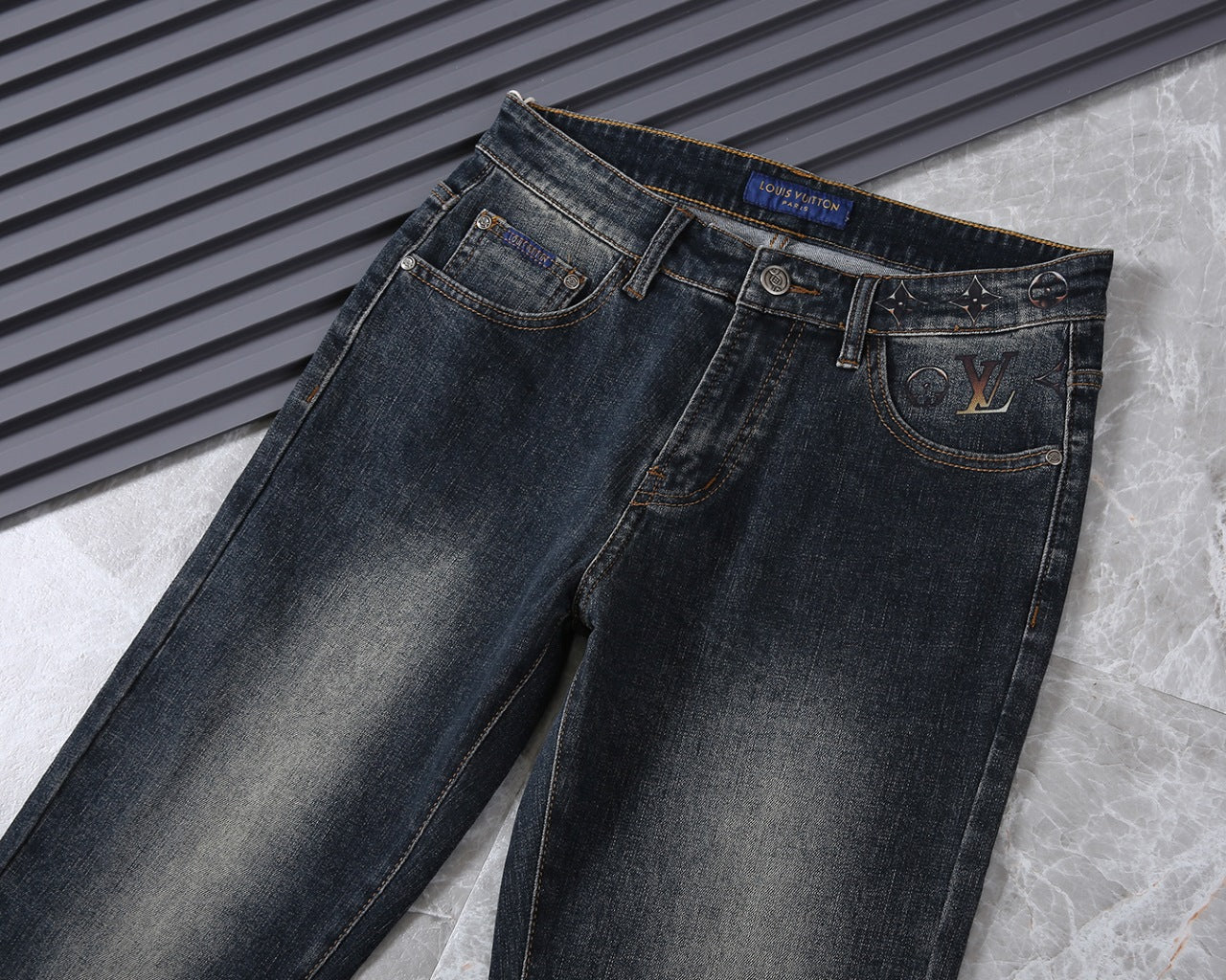 VV Men's classic jeans 26020410