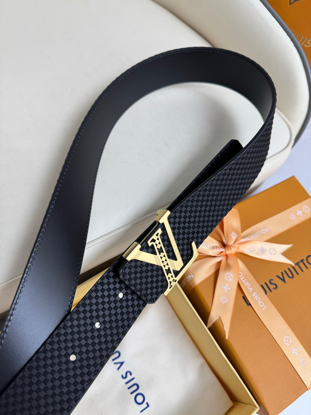 VV Luxury classic leather belt 26032708