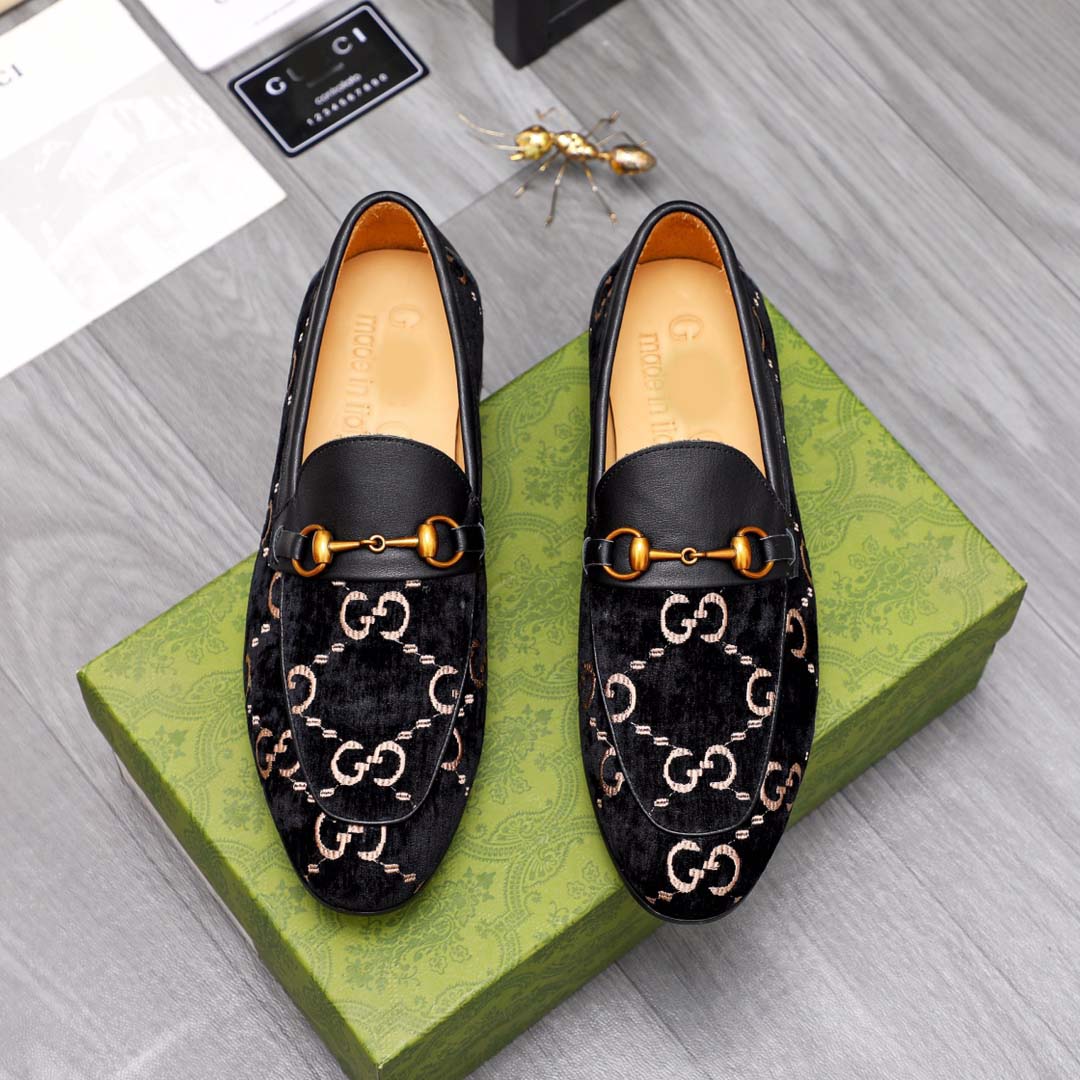 Black G Print Shoes