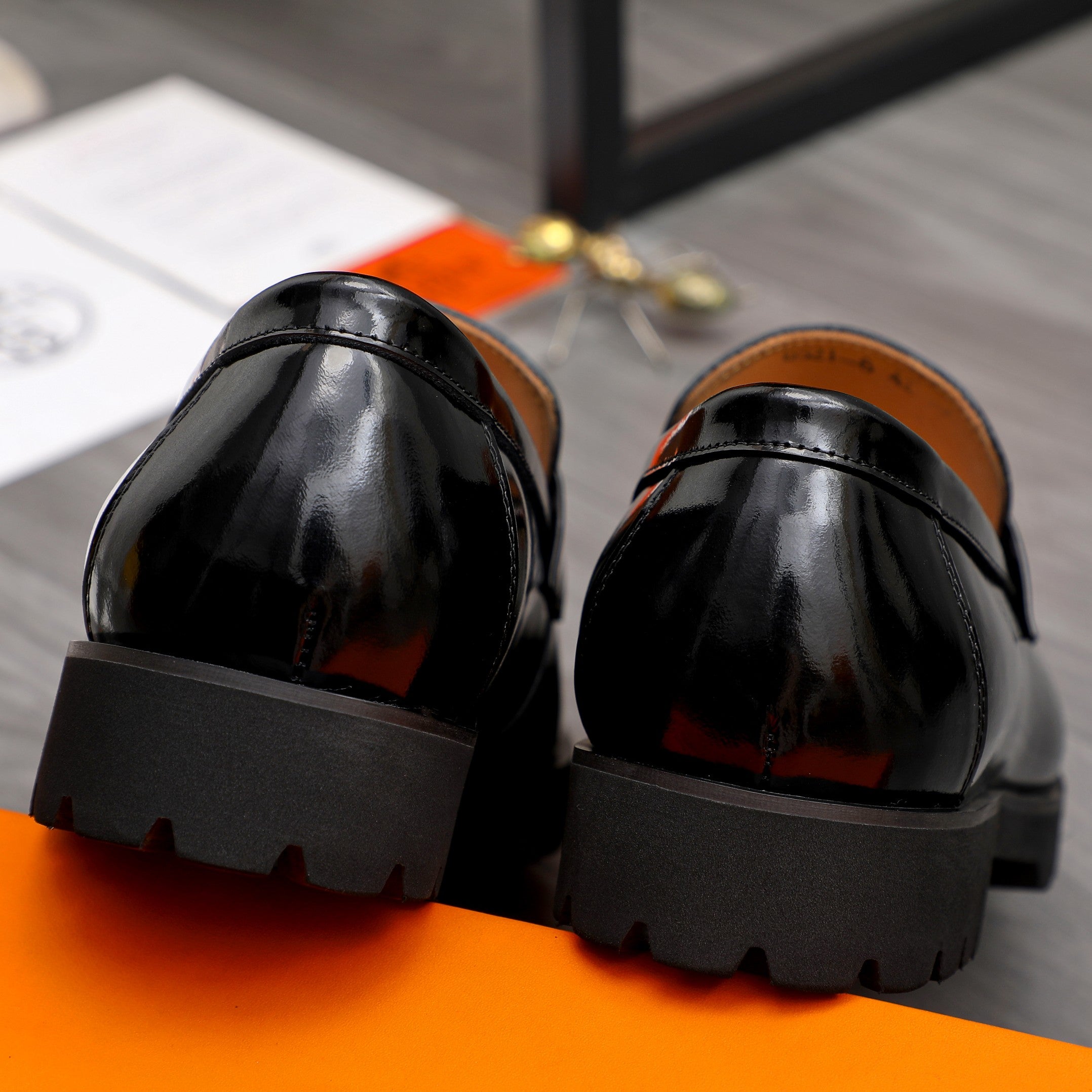 HM Business slip-on leather shoes 26070810