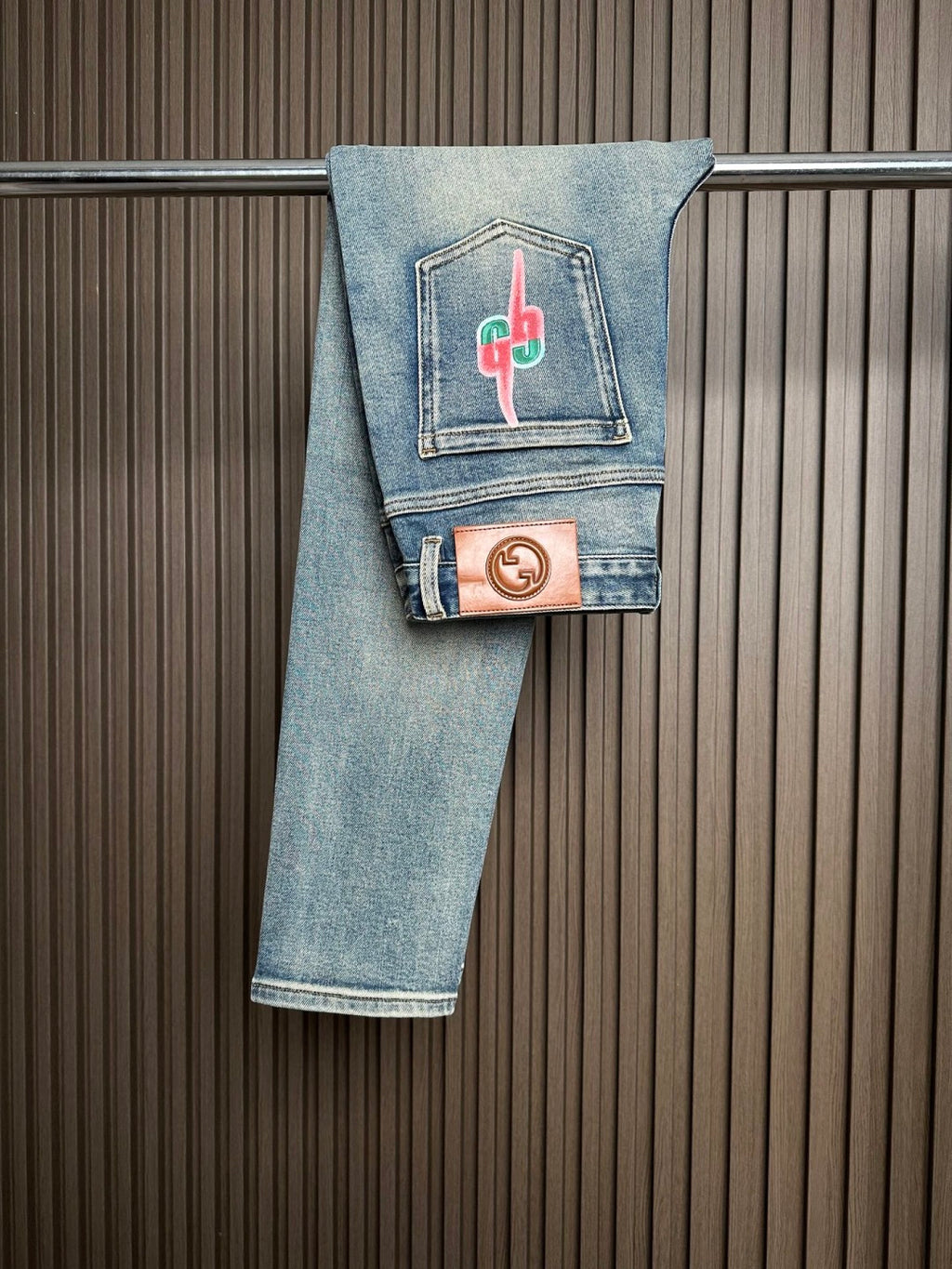 GG Men's best-selling jeans 26020204