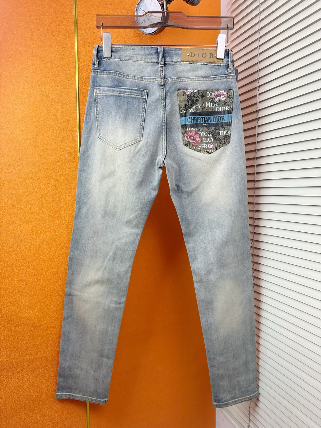 CD New Men's Casual Denim Trousers for Summer 2026 26061103