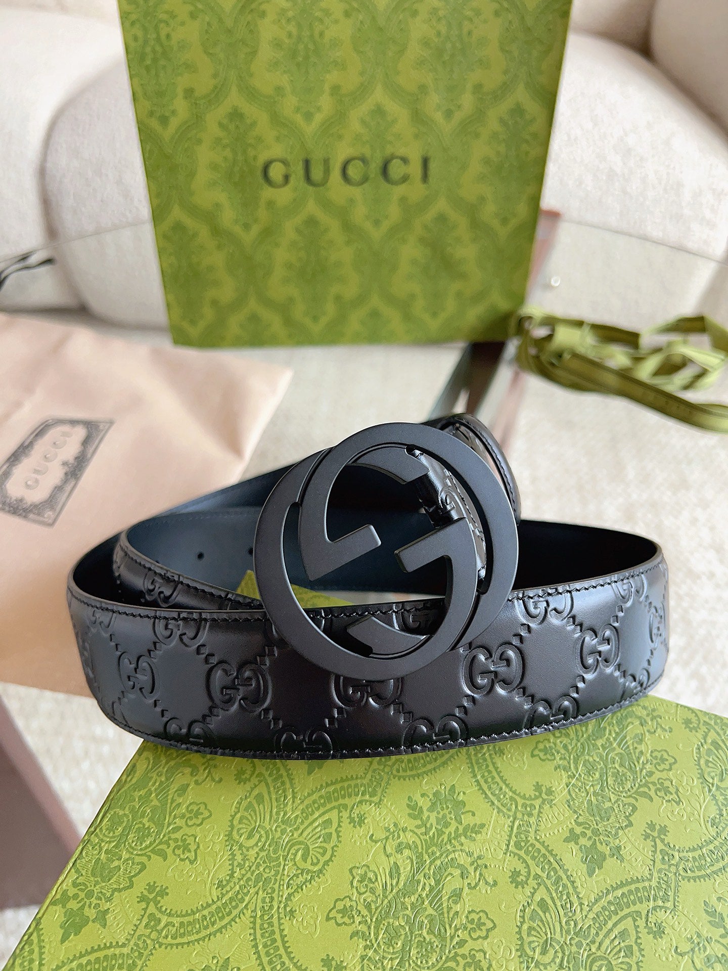 GUI Stylish classic belt with double G buckle 26032705