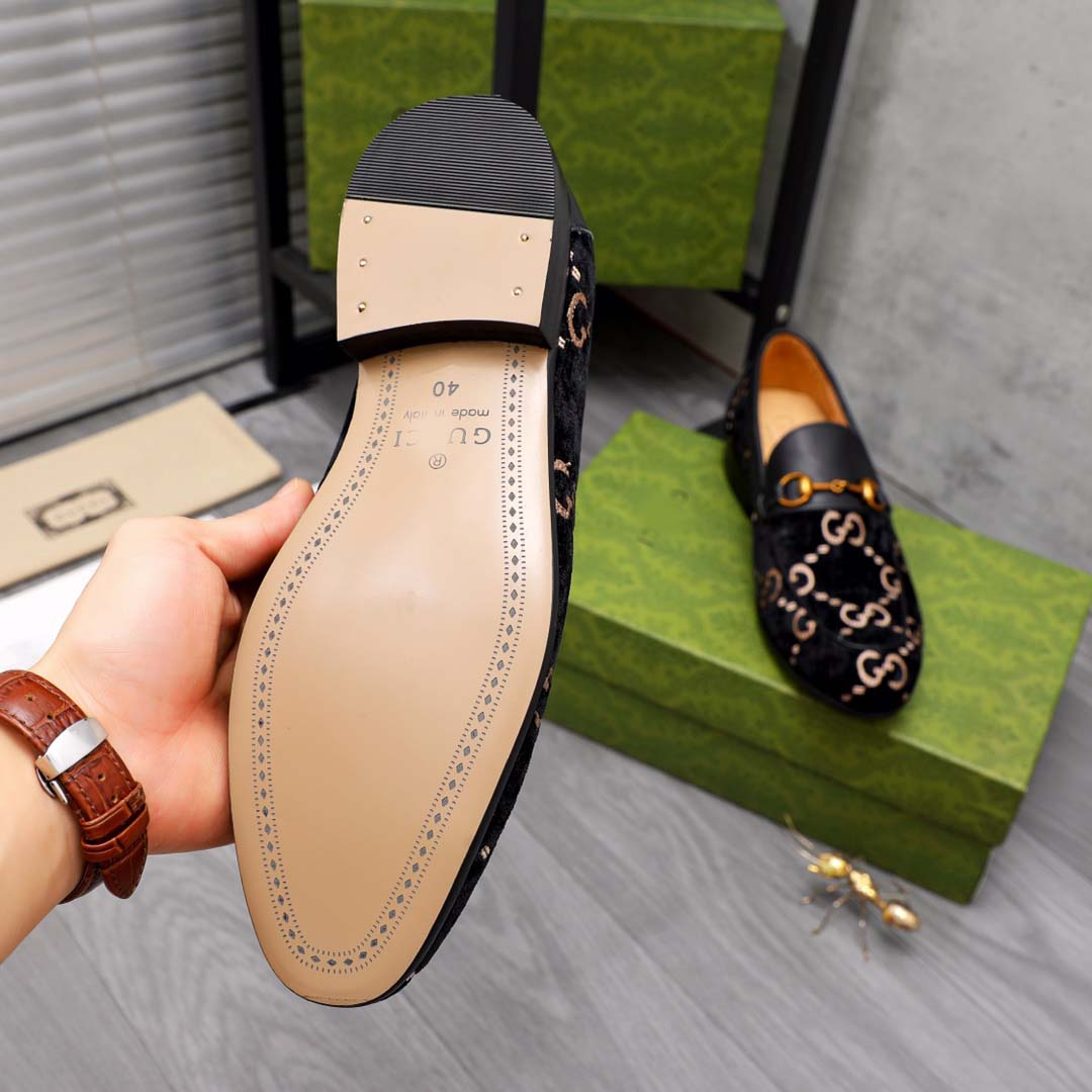 Black G Print Shoes