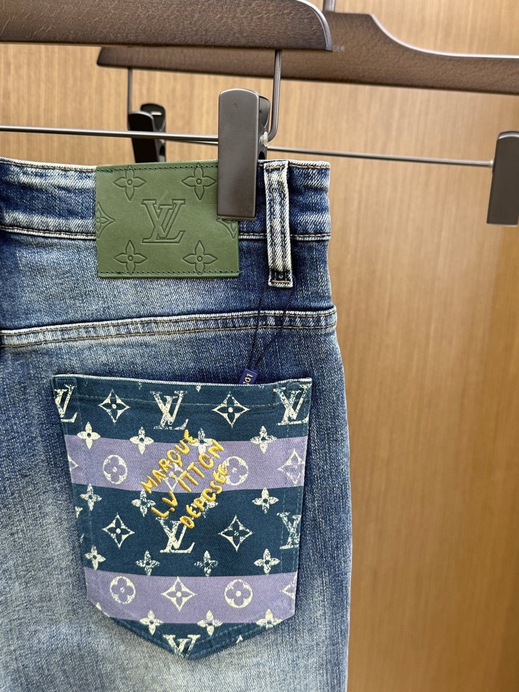 VV Newest Spring/Summer Jeans 26032706
