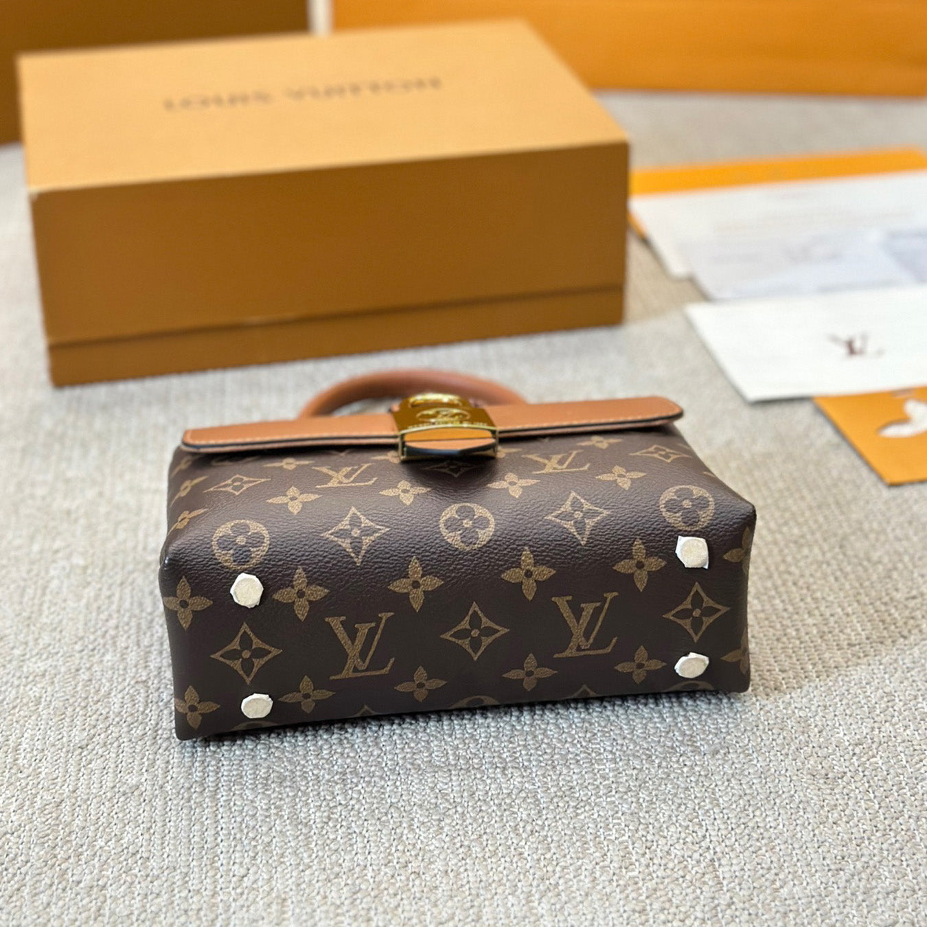 Gold Padlock Tote Bag 1824061102