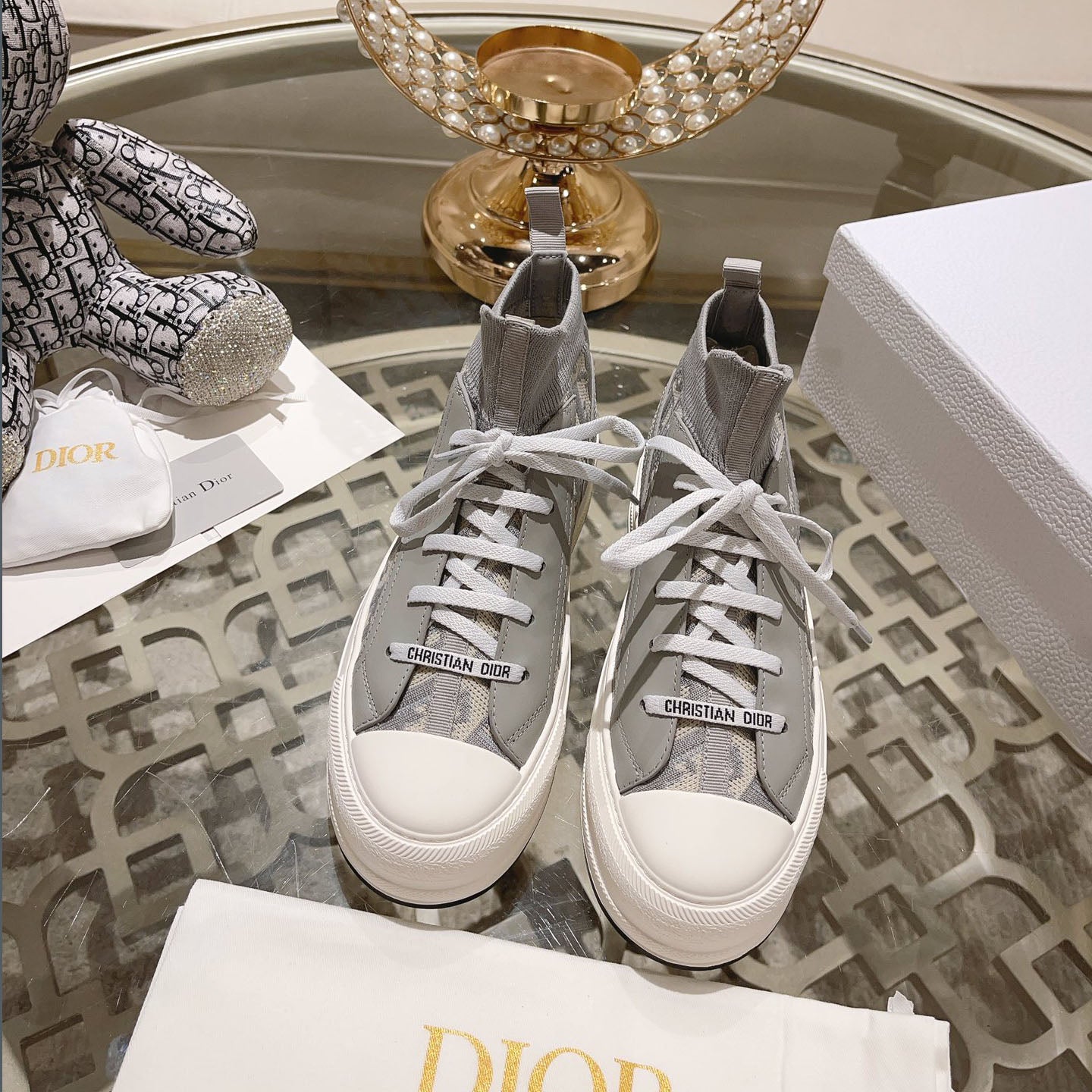 DIO Classic Flyknit New Sneakers XC24092321