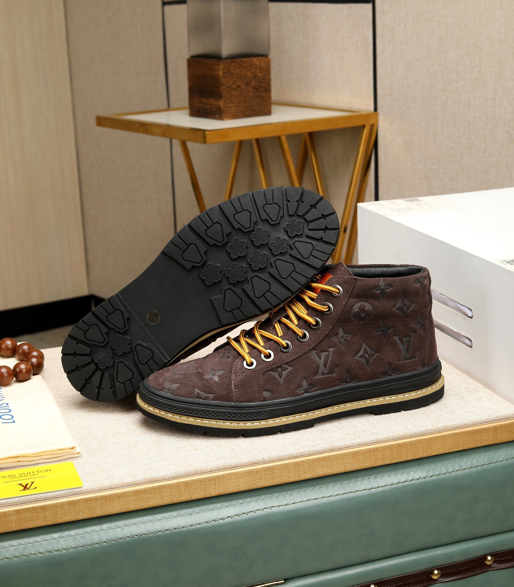 Trendy casual high-top shoes XC0823111403
