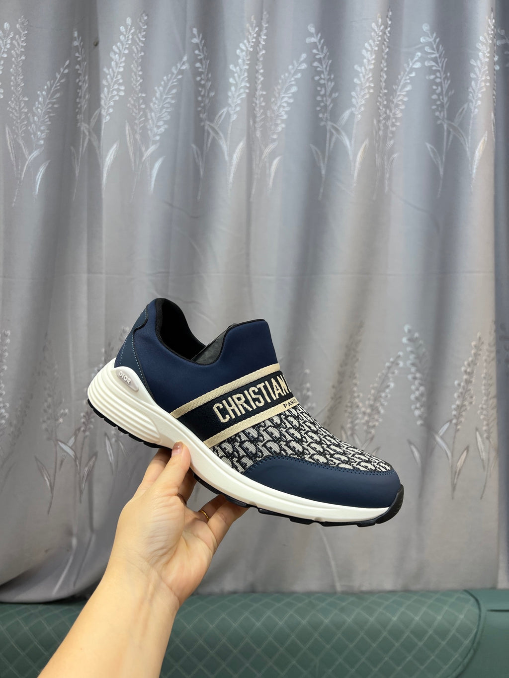 CD Hot-selling men's shoes 26031003