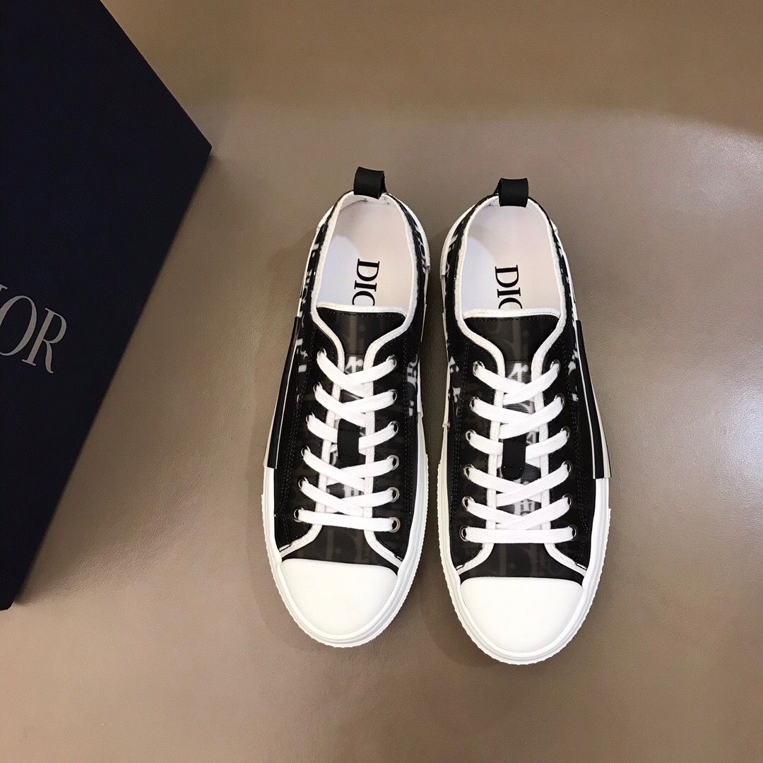 B23 Low Top Logo Oblique Gradient Black Canvas