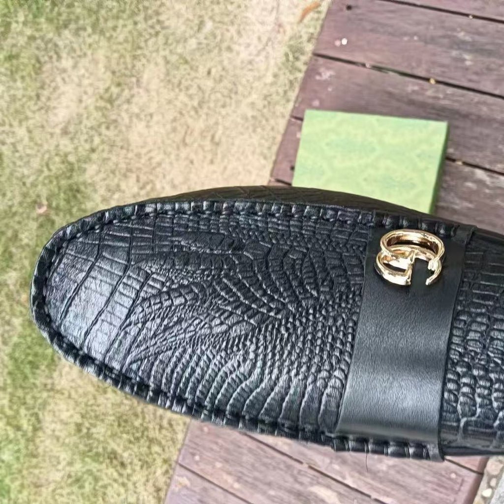 GUI New Loafers 26030902