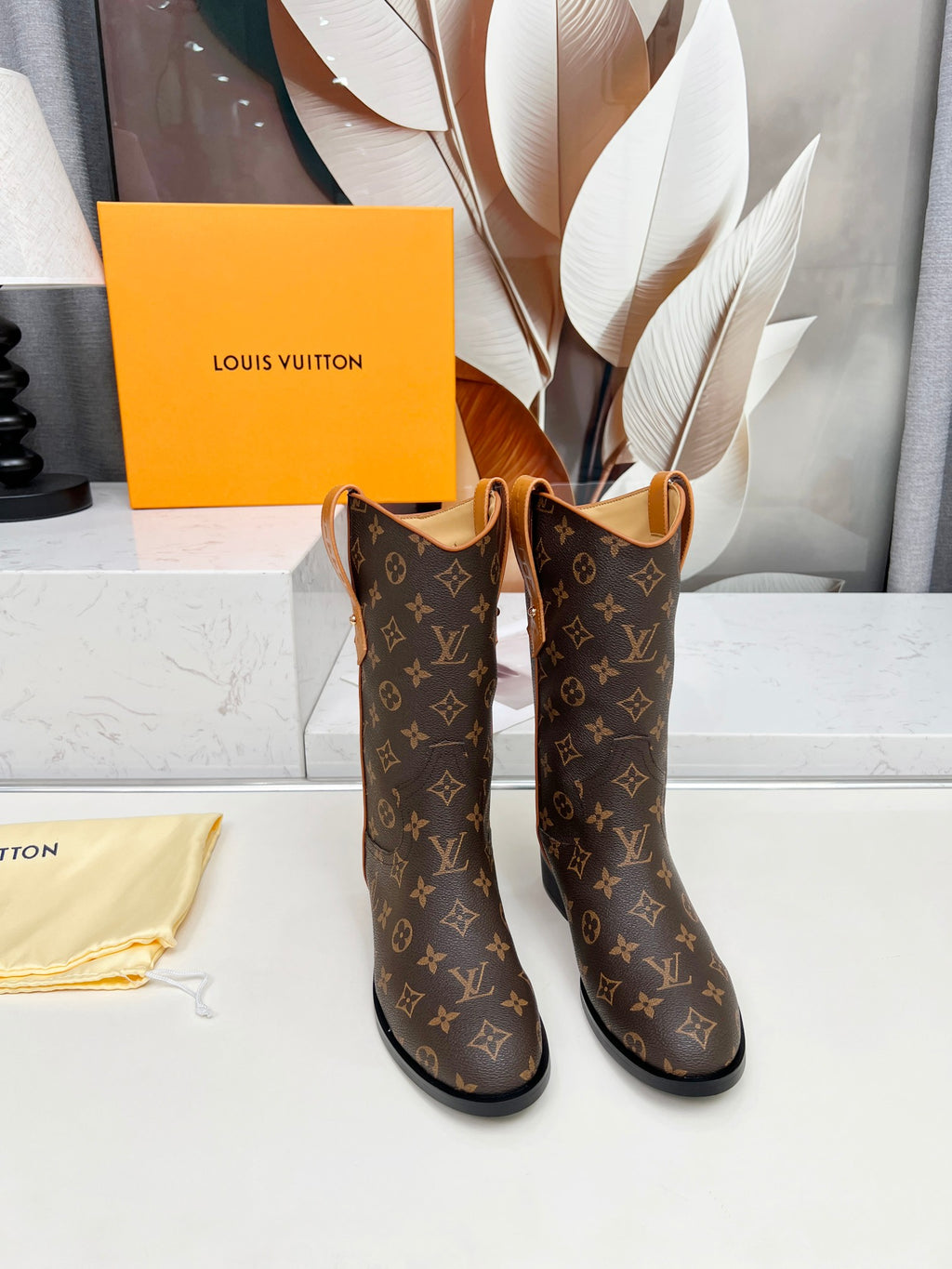 VV boots 1825112608