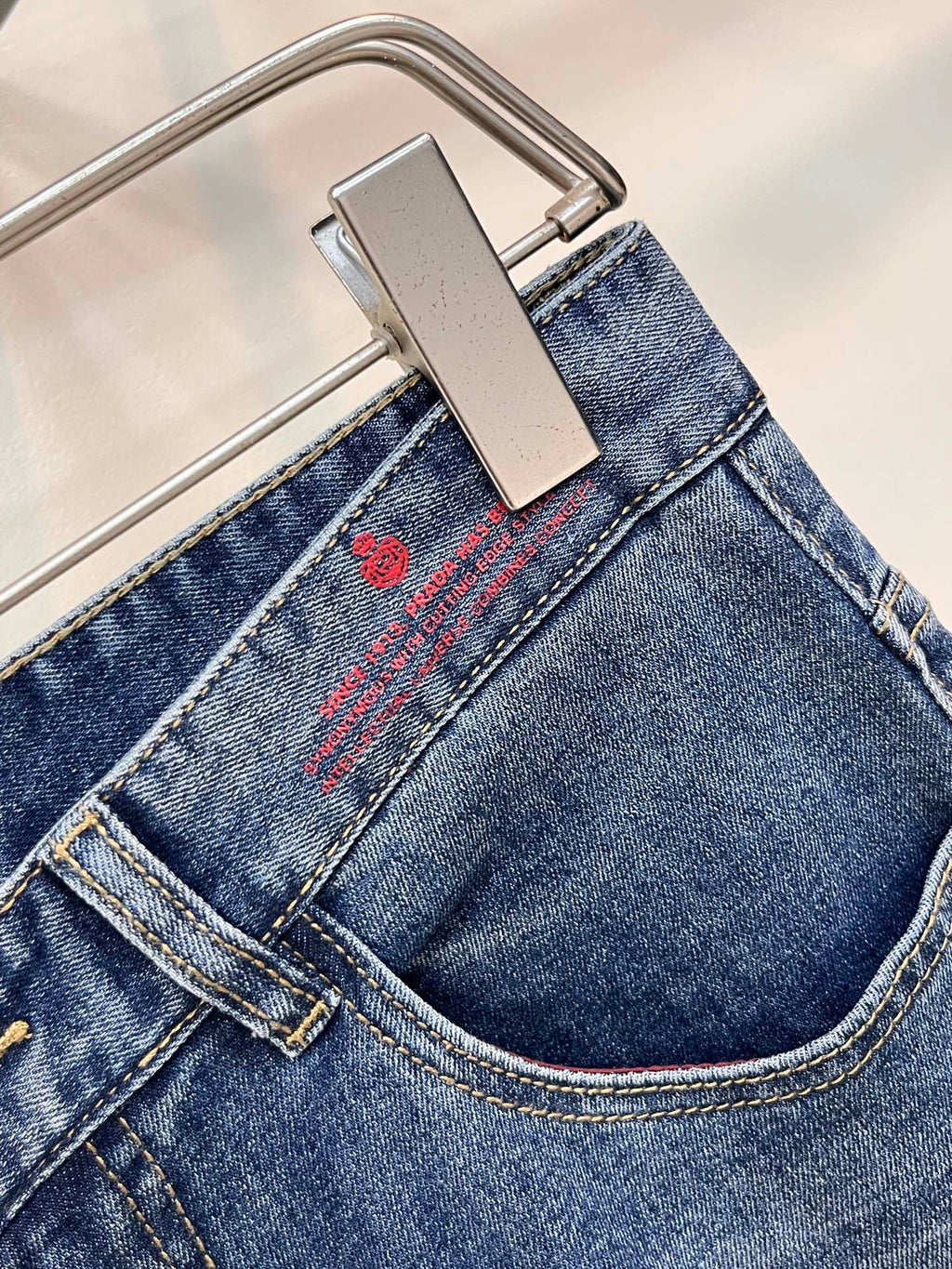 PR New men's jeans 26031216