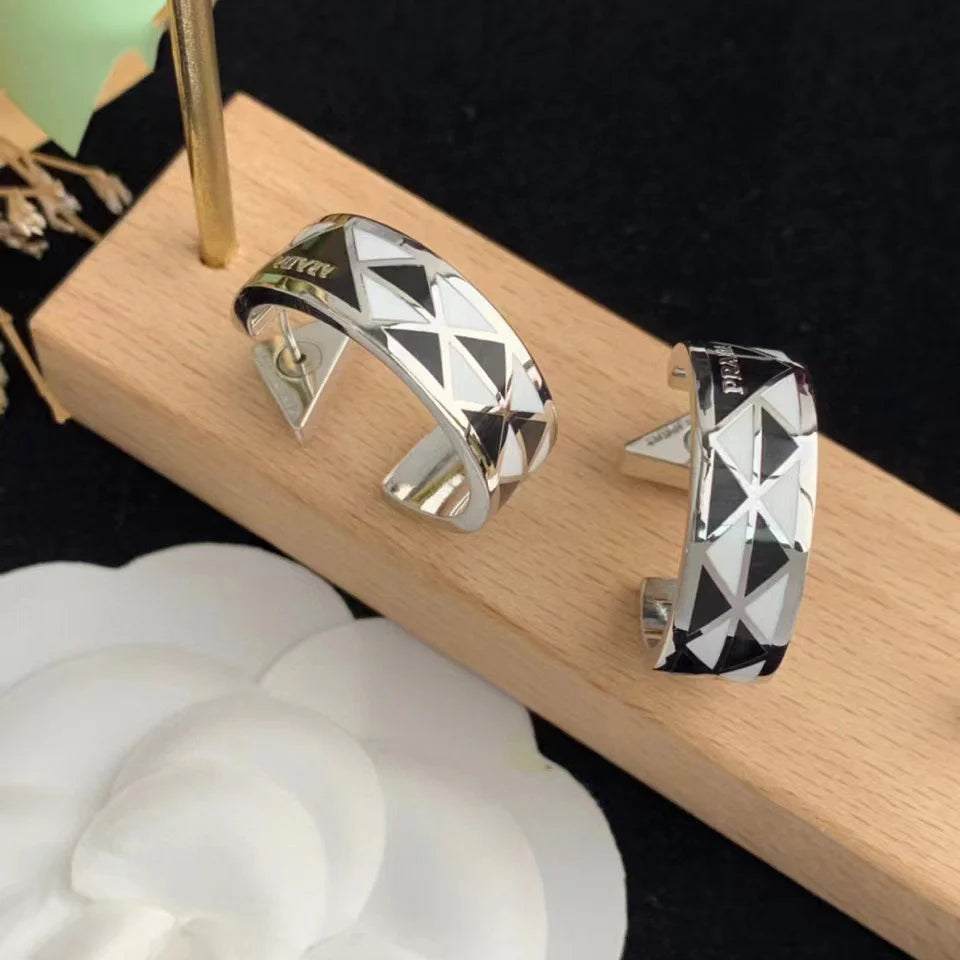 High quality fashionable and versatile earrings 1024052201