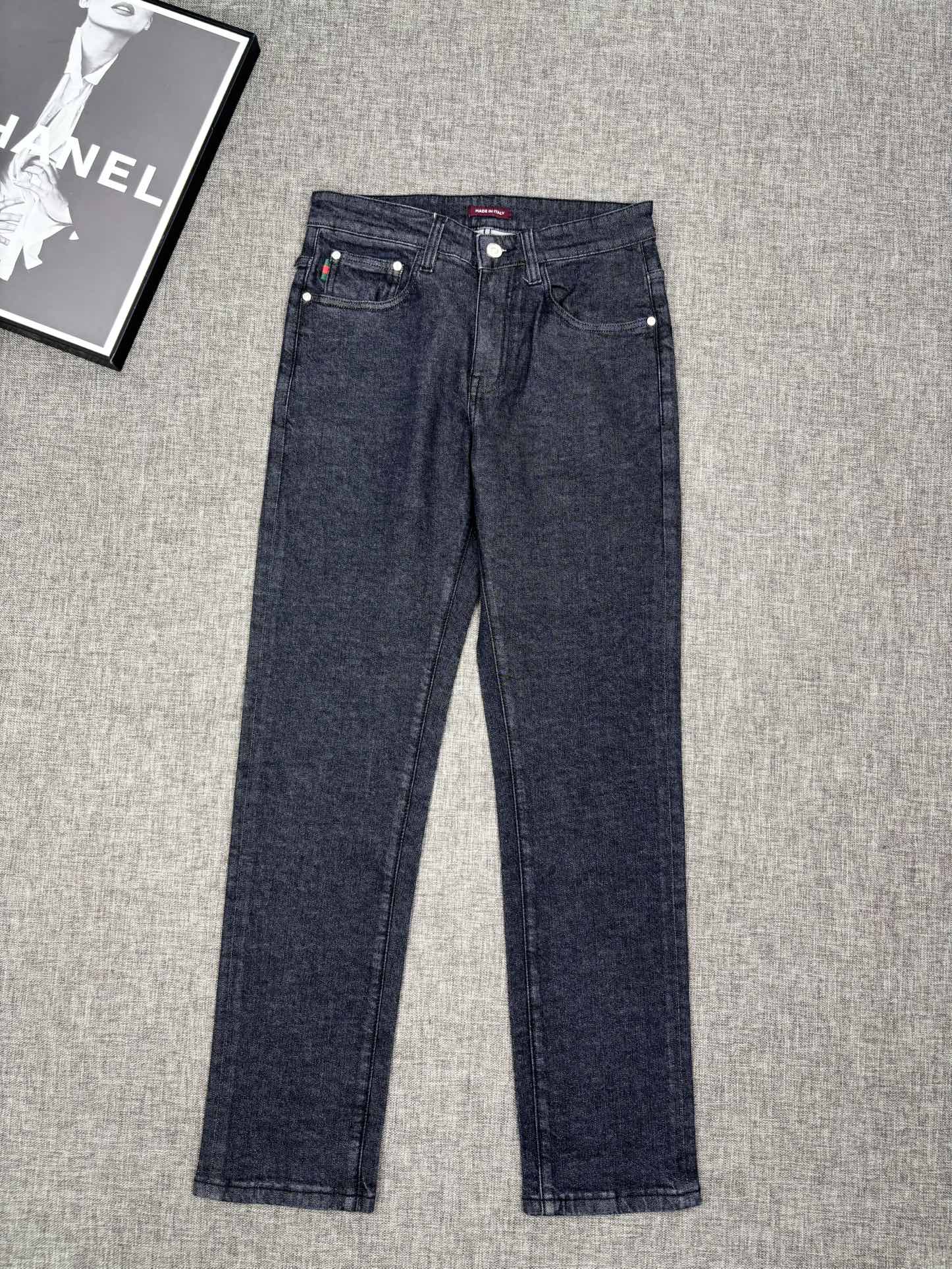 GUI  Latest jeans 26031212