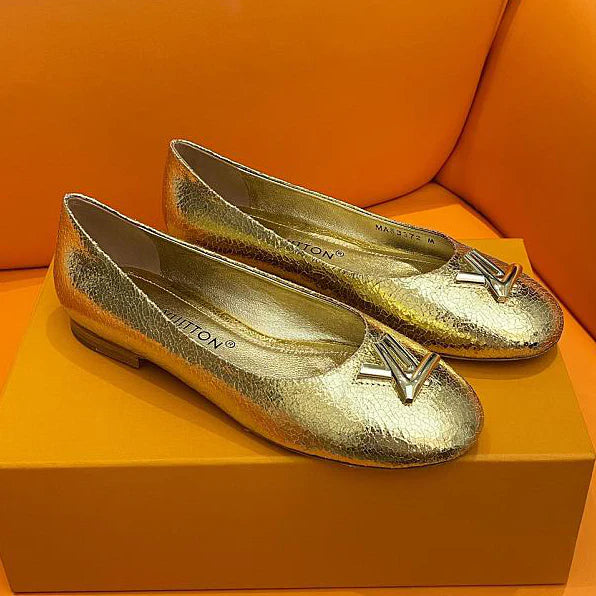 Daily commuting fashion versatile single shoes 1025012305
