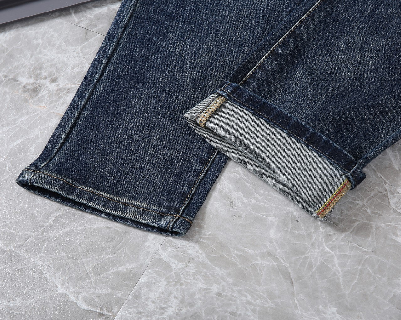 VV Men's classic jeans 26020411