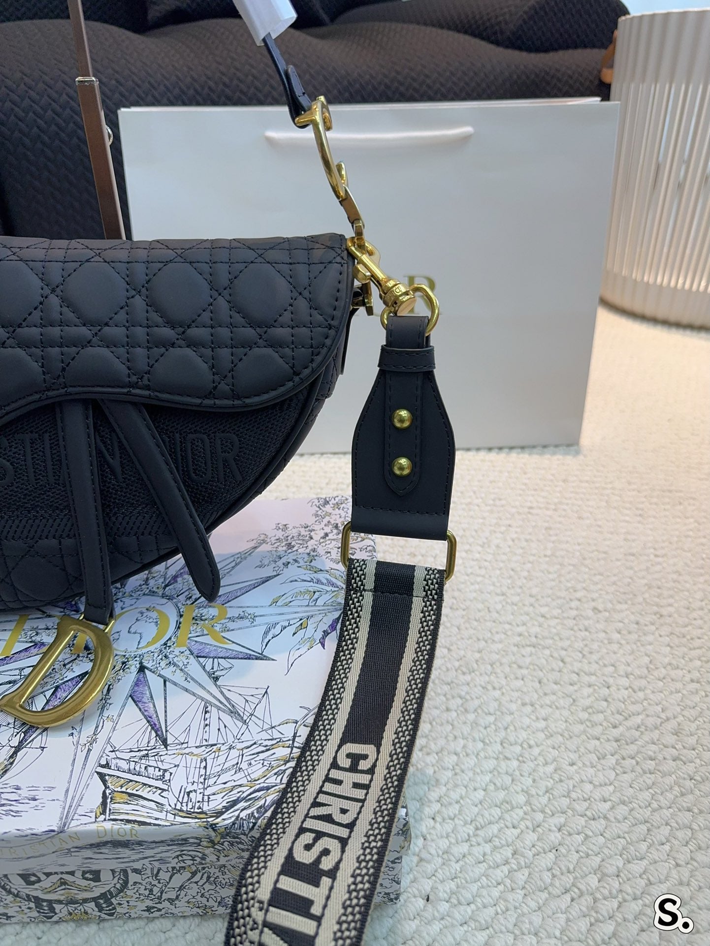 D diamond saddle bag 1824040204