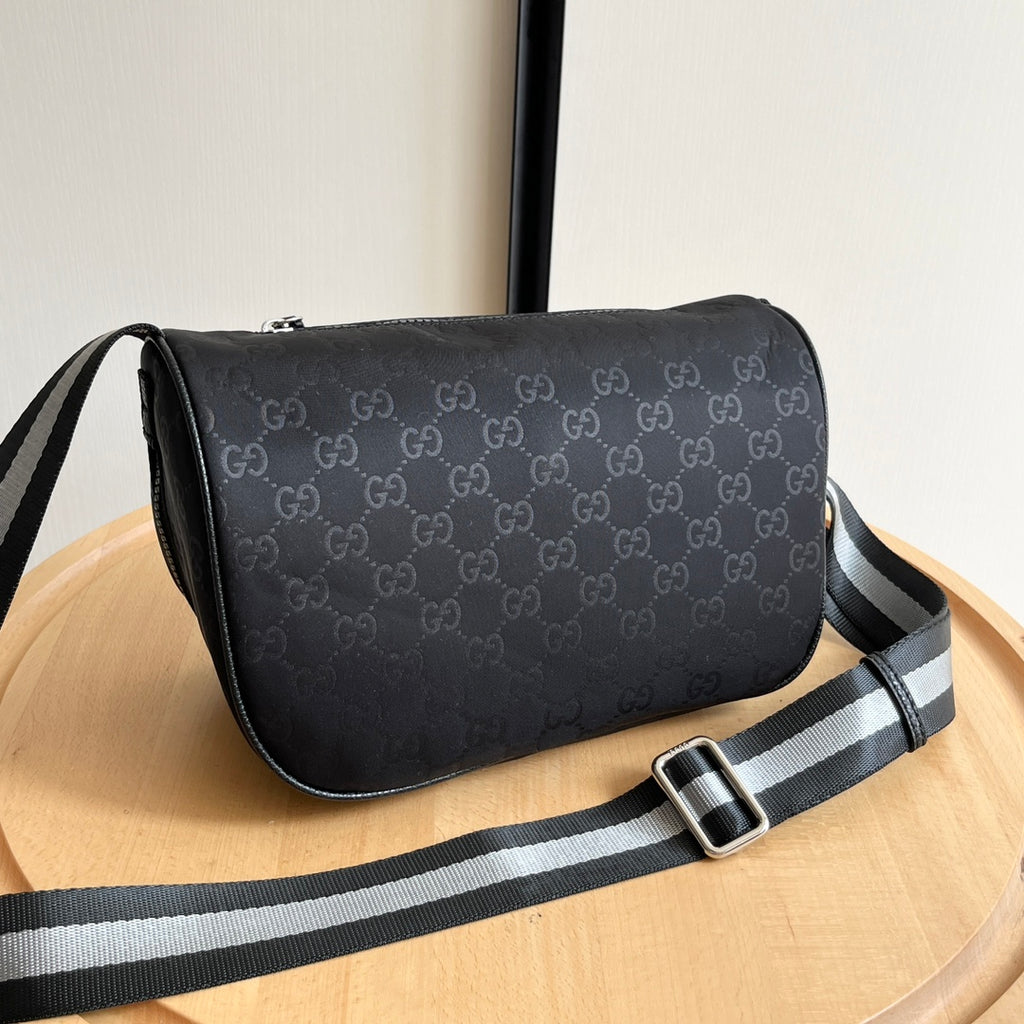 GG Waist bag 1824120904