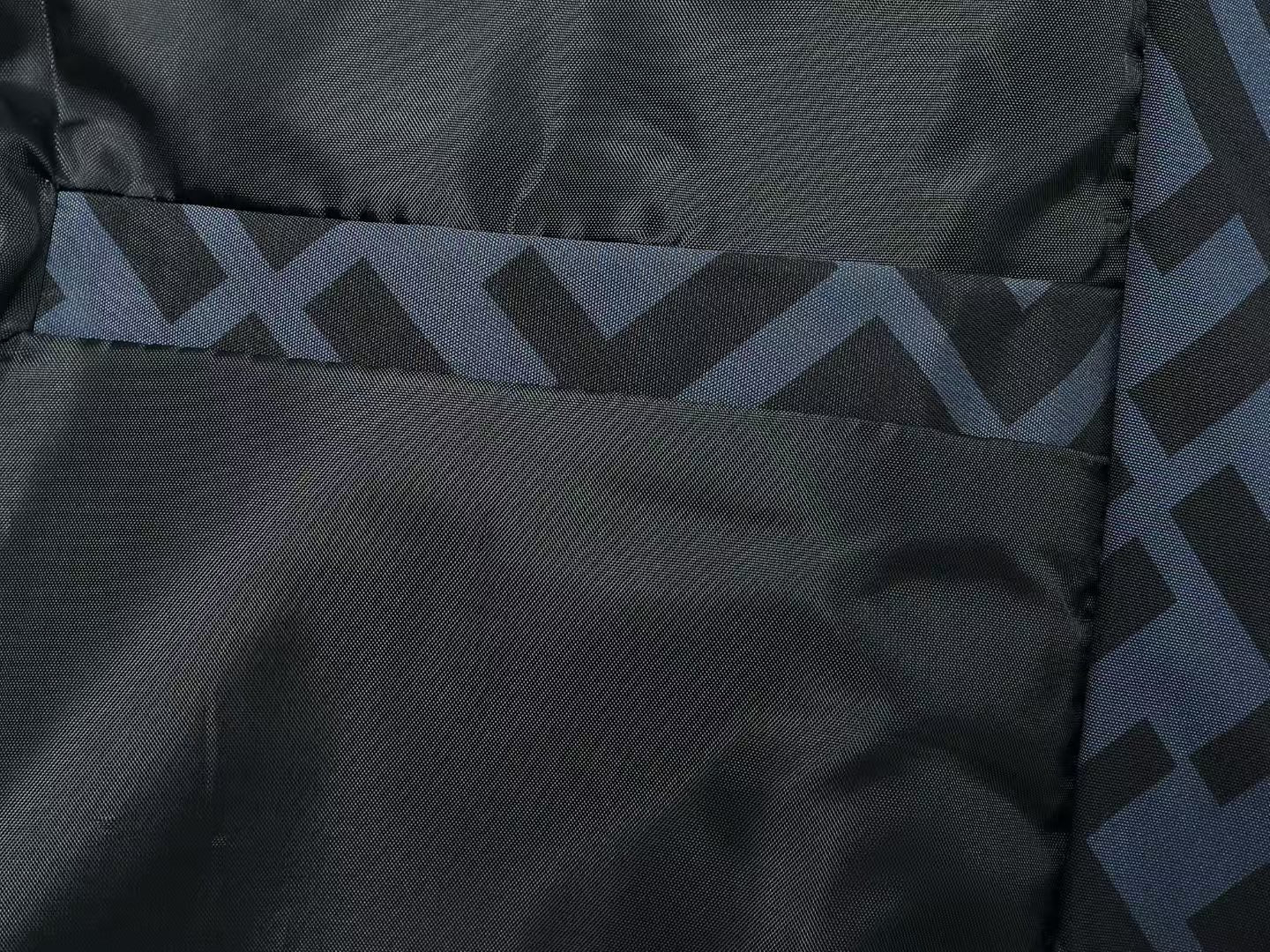 Trendy waterproof hooded windbreaker 1425121106