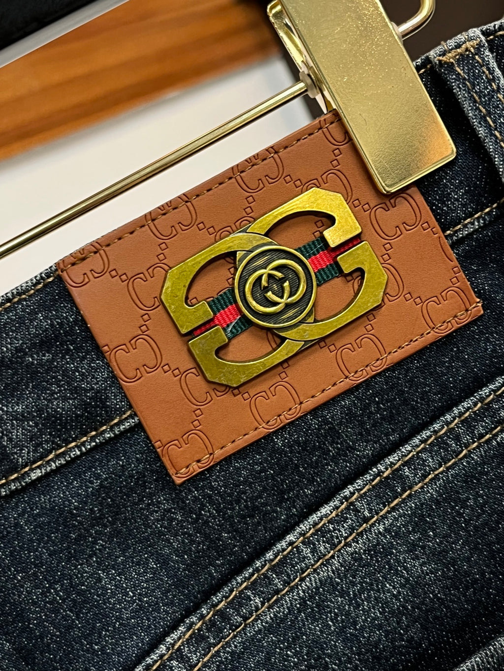 GG Latest hot-selling men's jeans 26020402