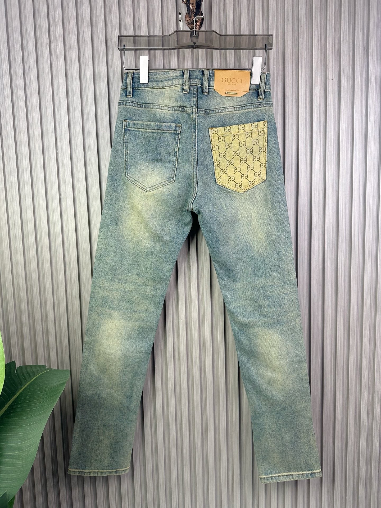 GUI Stretch slimming straight leg jeans 26031213