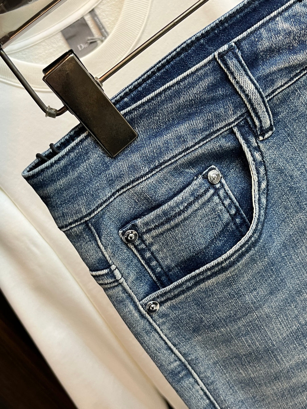 CH New trendy men's jeans 26031218