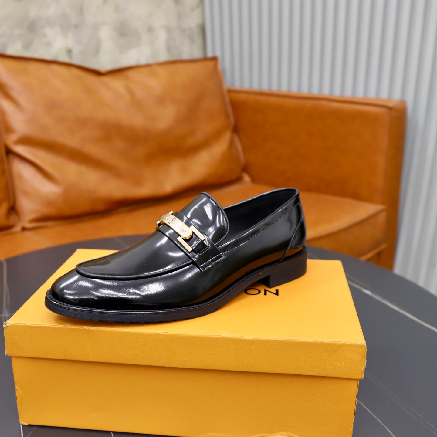 VV Smart-casual slip-on leather shoes 26070307