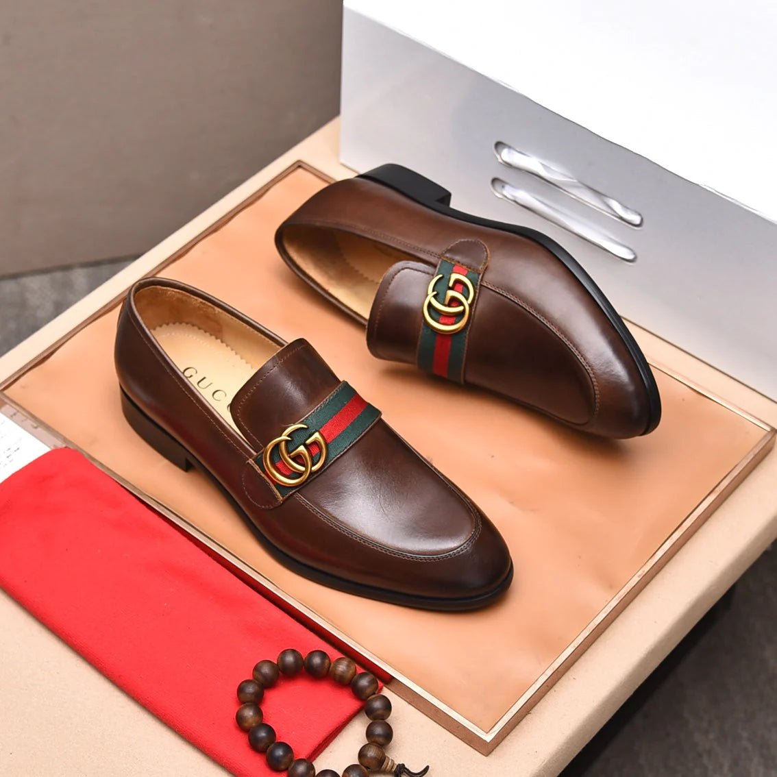 Gentleman Men's Shoes Leather Popular Classic Pesbyterian Pattern Loafers G07