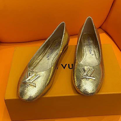 Daily commuting fashion versatile single shoes 1025012305
