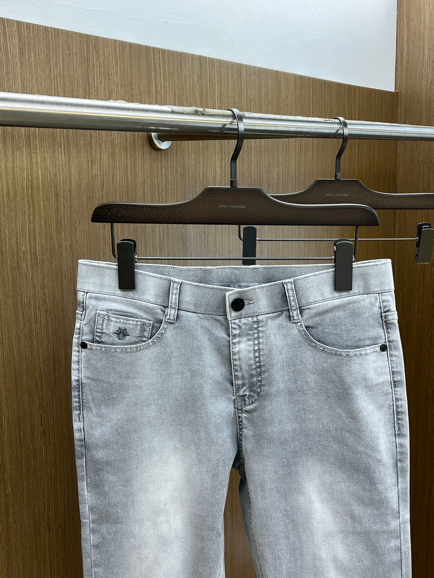 CD New slim-fit jeans 26031208