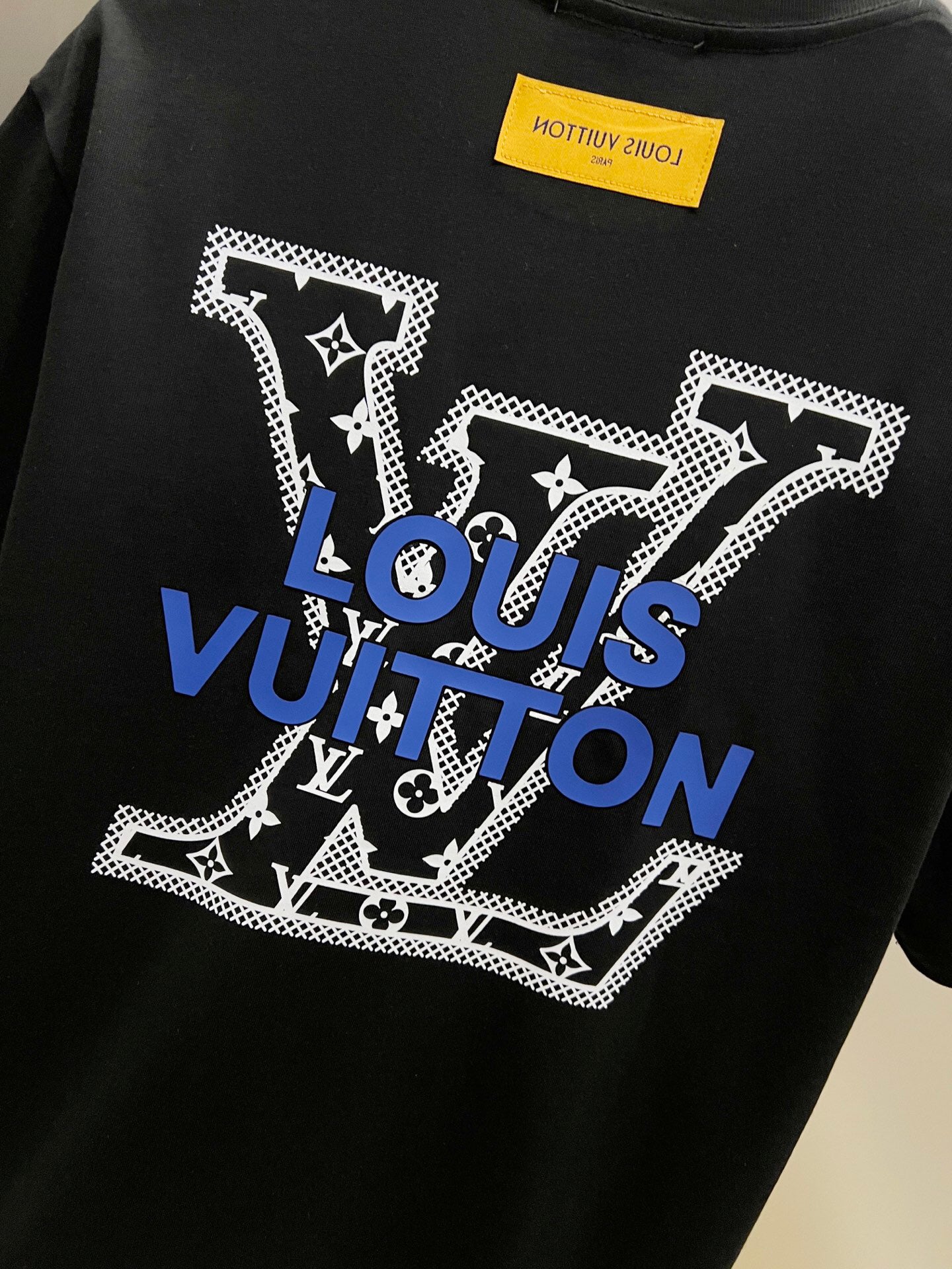 VV Printed logo embroidered crew neck short-sleeved T-shirt 26032603