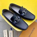 Classic men's simple high-grade loafers, black and siLer high-grade hardware buckl