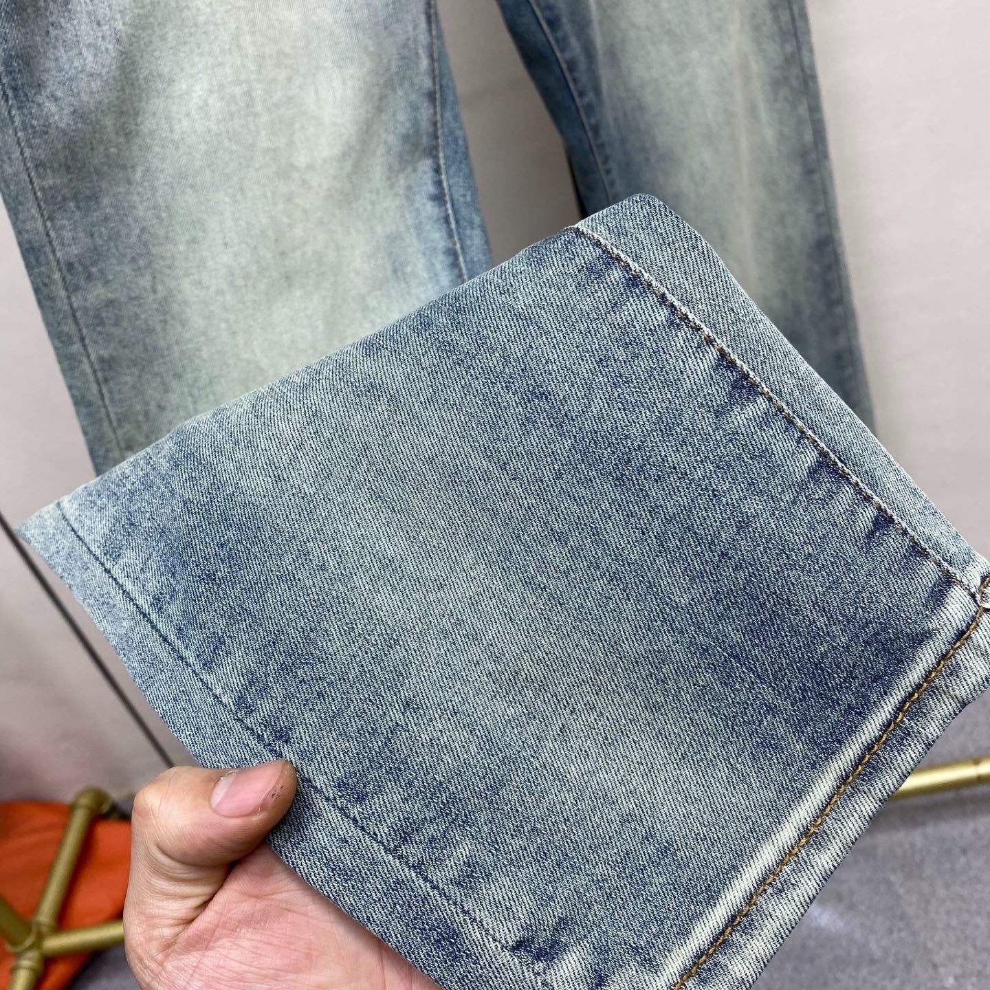 VV Slim-fit straight-leg jeans 1825122603